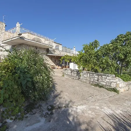 In Fondo Strada Bed & Breakfast *