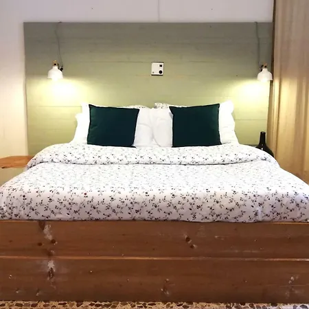 In Fondo Strada Bed & Breakfast *